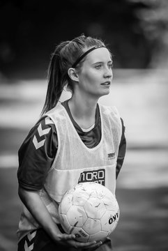 Bild 1806 - B-Juniorinnen VfL Pinneberg - HSV : Ergebnis: 1:4